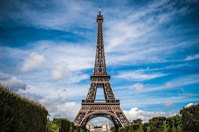 tour eiffel plus haute tour du monde